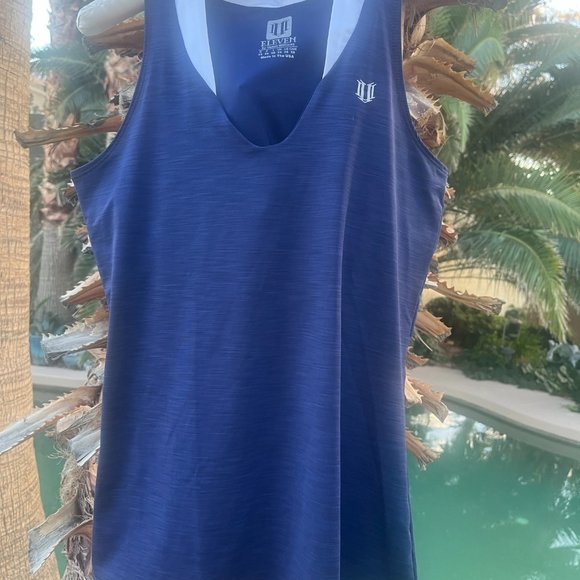 EleVen Shirt and Inphorm Skirt Set - Picture 2 of 10